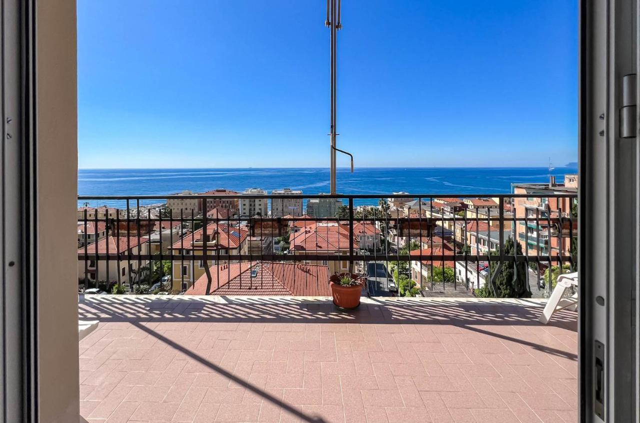 Grande Appartamento Vista Mare Varazze Exteriör bild