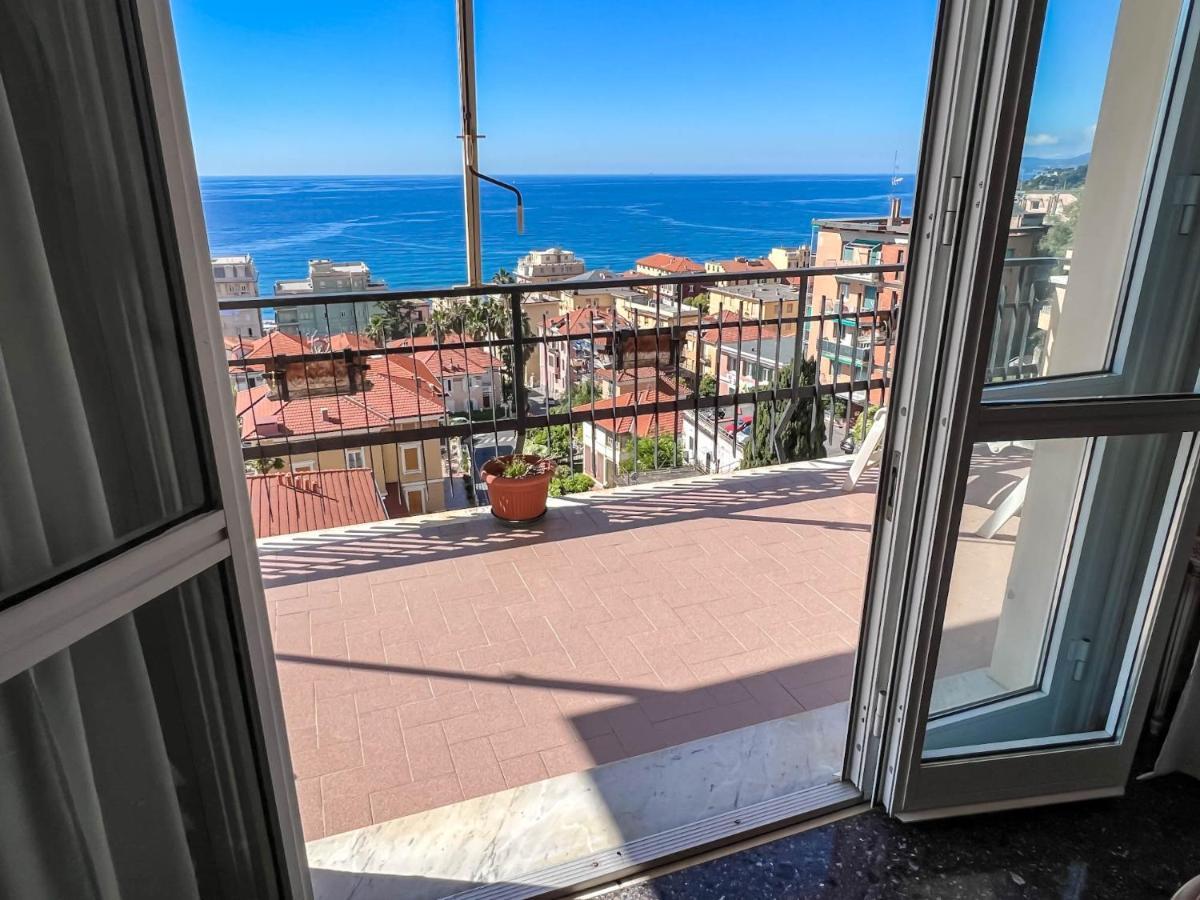 Grande Appartamento Vista Mare Varazze Exteriör bild