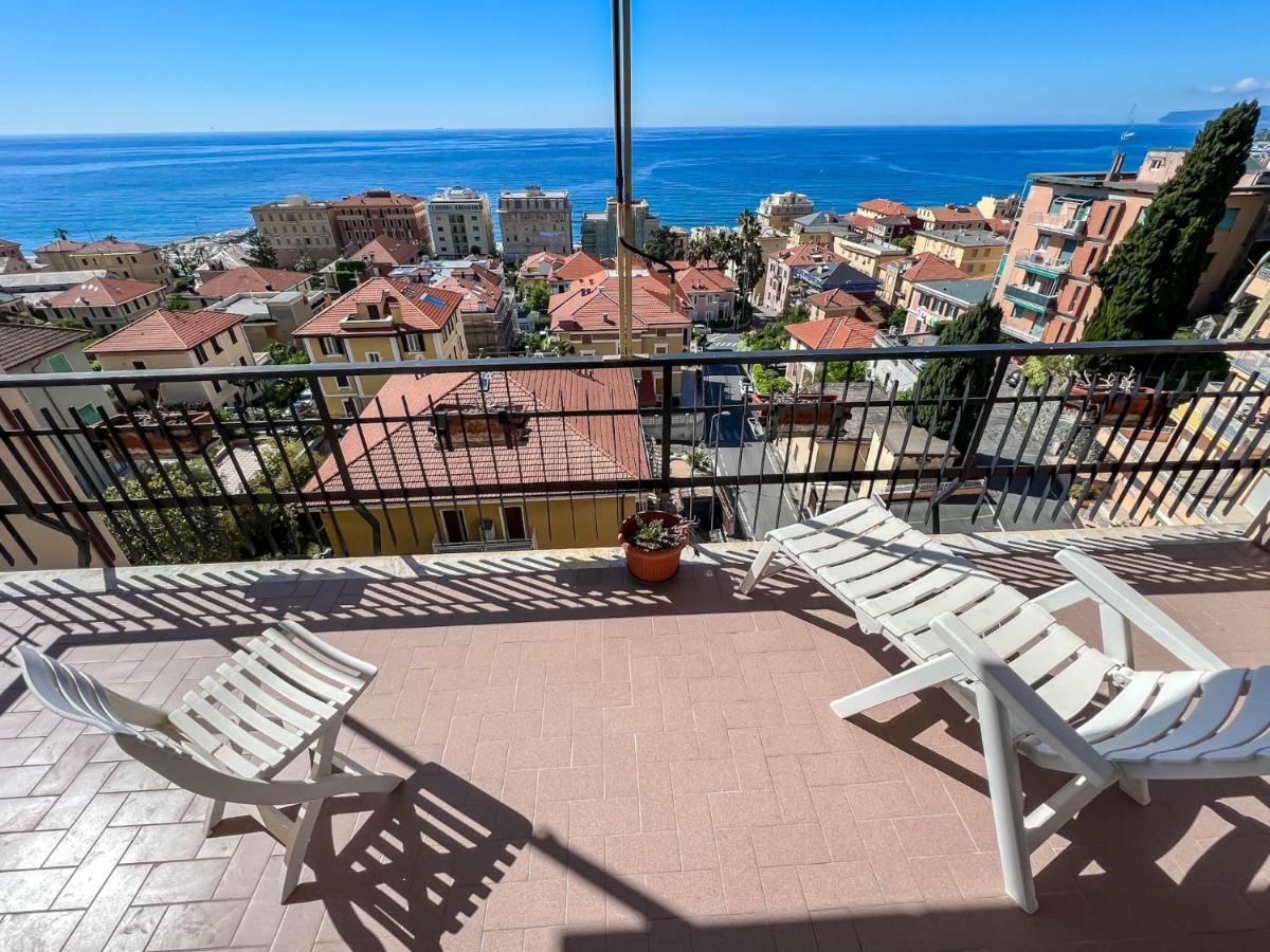 Grande Appartamento Vista Mare Varazze Exteriör bild