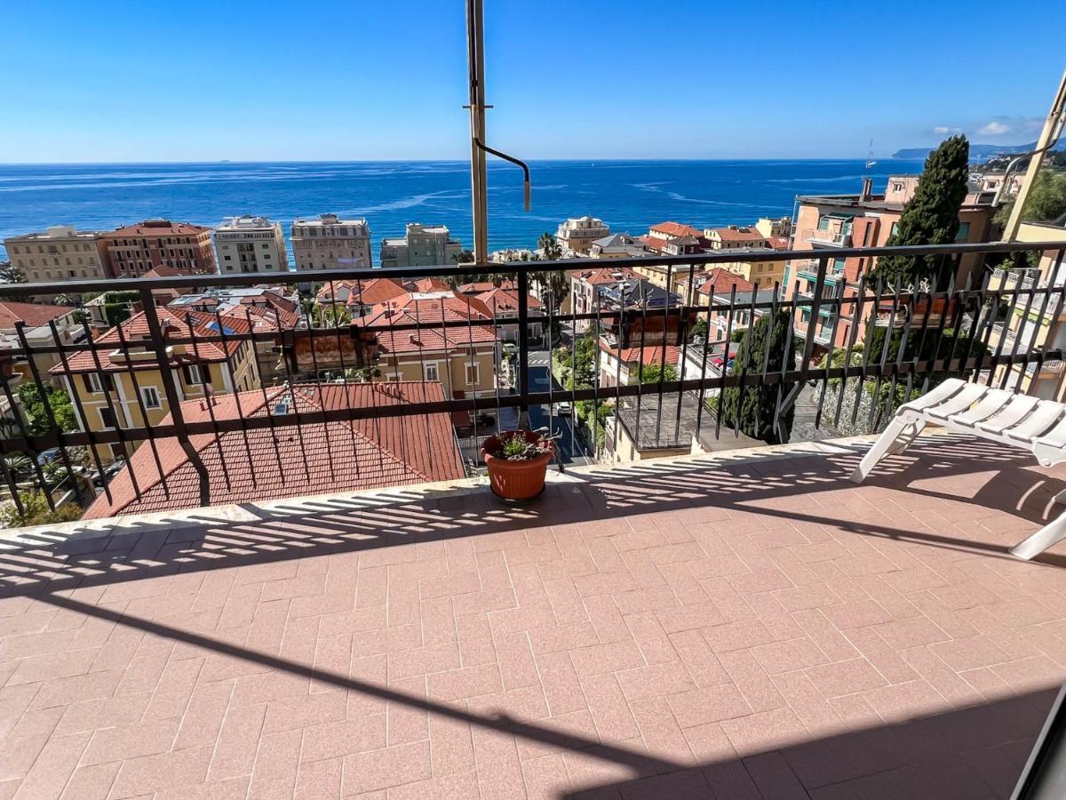 Grande Appartamento Vista Mare Varazze Exteriör bild
